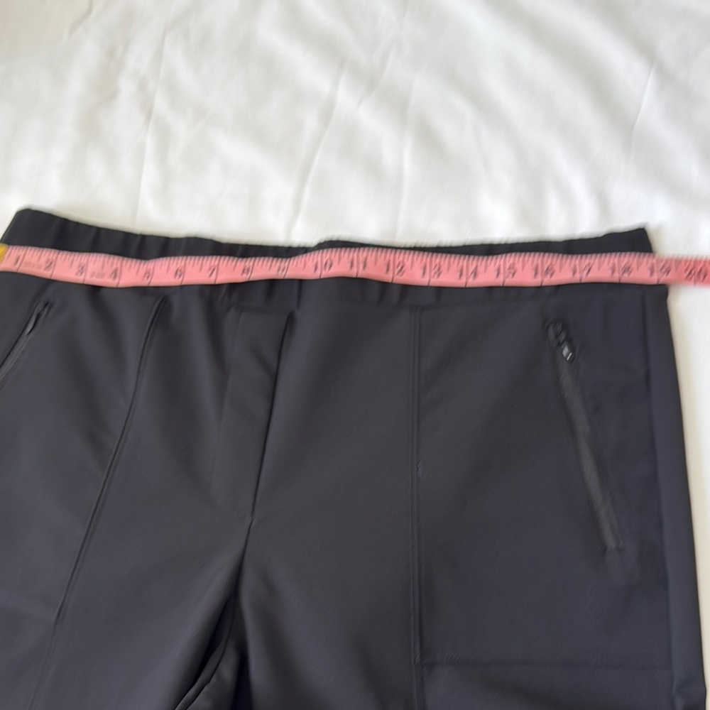 LANE BRYANT Black Cropped Pants size 18 - Picture 3 of 6